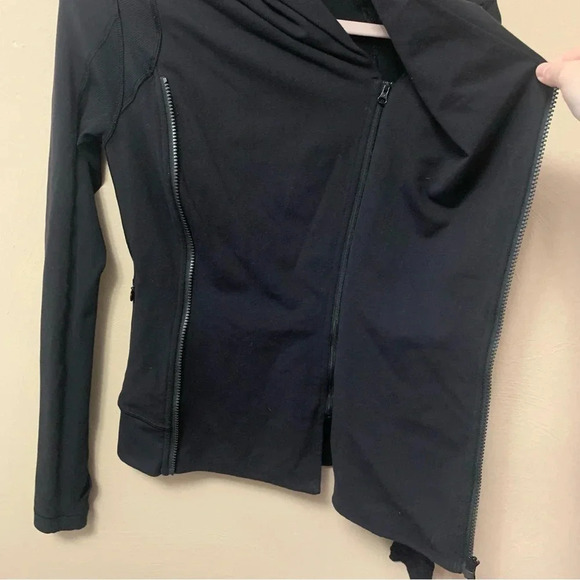 Lululemon Bhakti Yoga Jacket in Black Size 2 - Picture 11 of 16